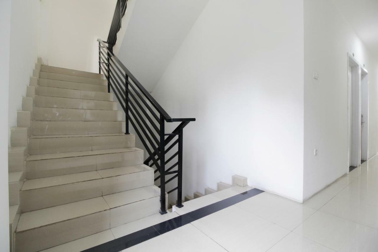 Residence100 Jakarta Luaran gambar