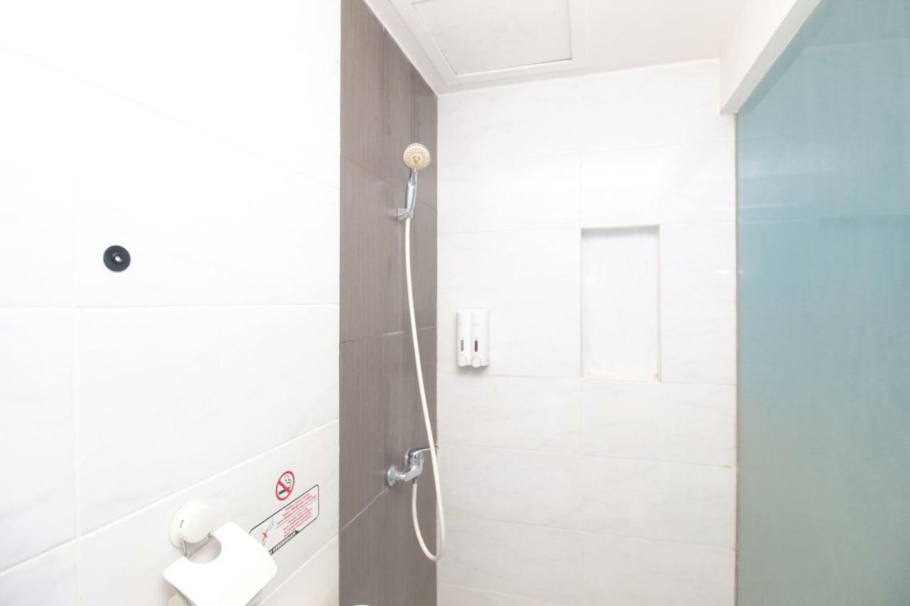 Residence100 Jakarta Luaran gambar