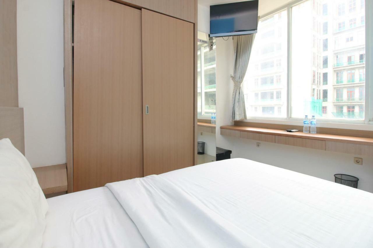 Residence100 Jakarta Luaran gambar